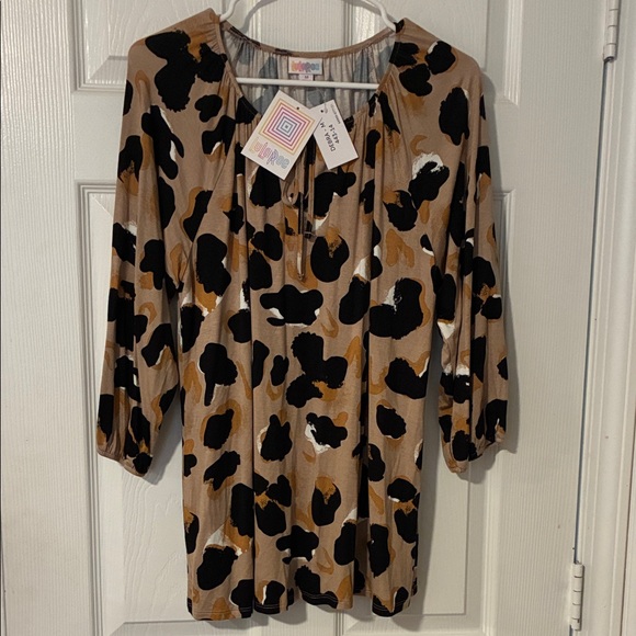 LuLaRoe Animal Print Blouse in Black, Brown, and Tan - Picture 1 of 4